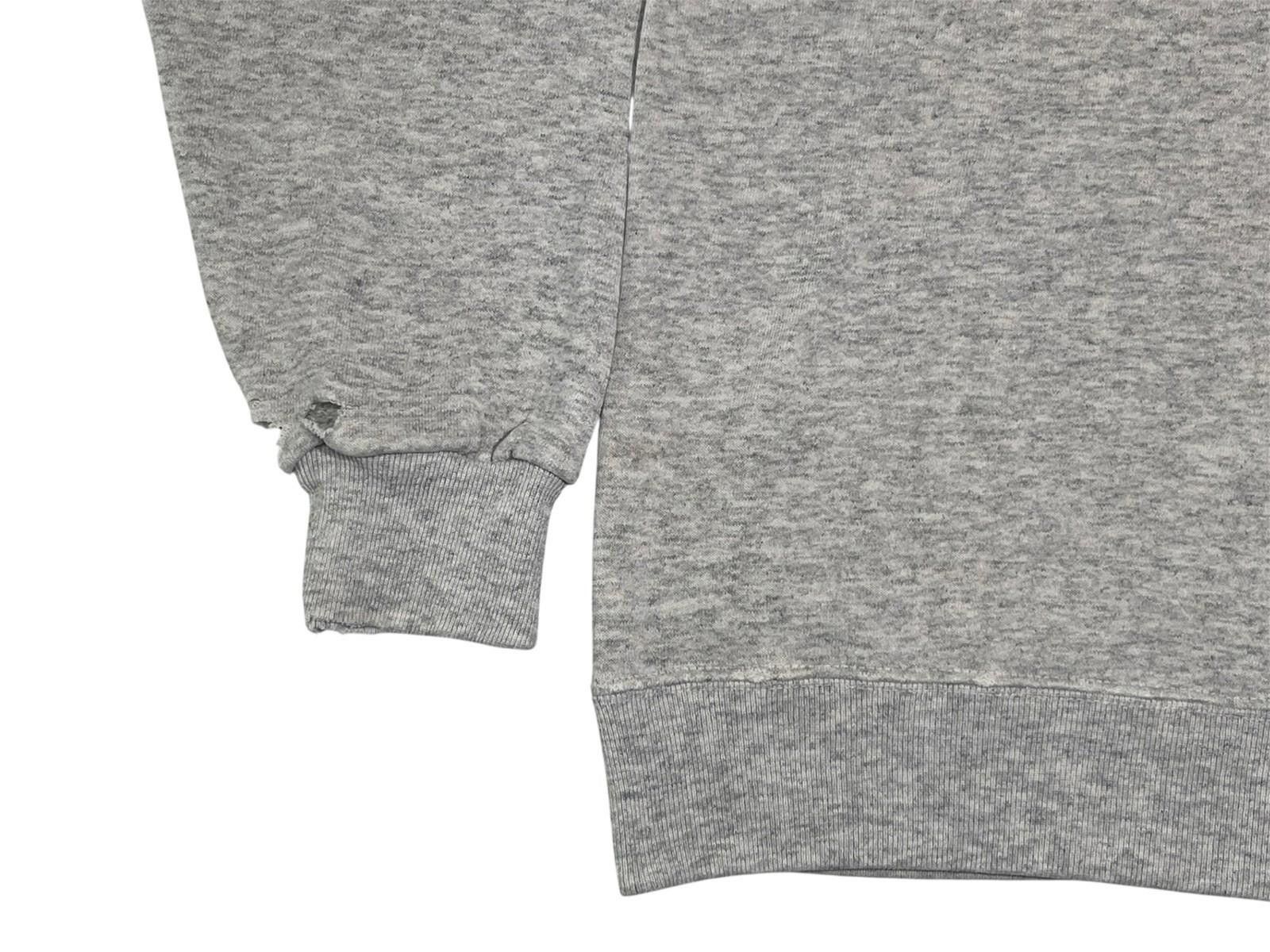 Vintage 1980s UCLA Bruins Bear Thrashed Boxy Gray Crewneck USA L Size US L / EU 52-54 / 3 - 6 Thumbnail