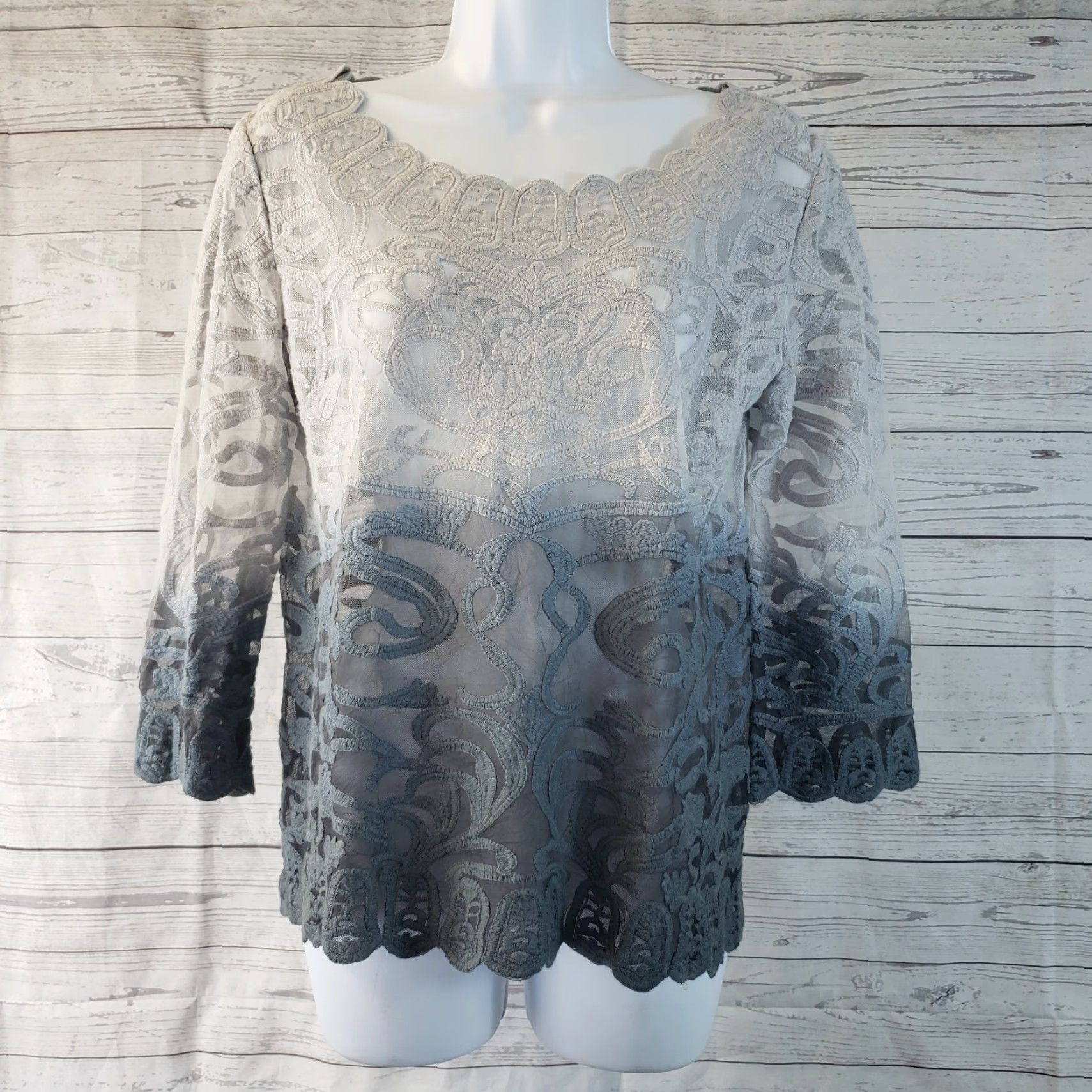Vintage Meadow Rue Womens Top Size Small Gray Embroidered 3/4 Sleeve Dip Dyed Blouse Size S / US 4 / IT 40 - 2 Thumbnail