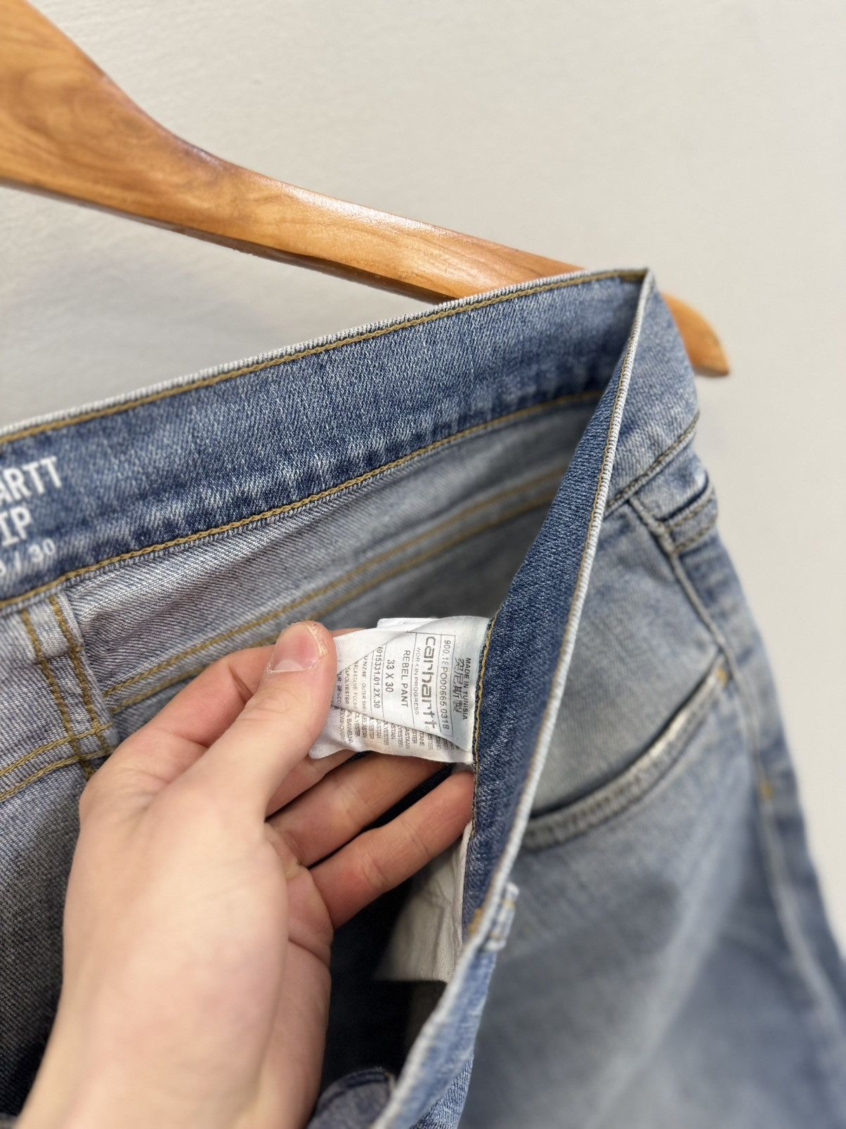 Carhartt × Carhartt Wip × Vintage Crazy Vintage 90s Carhartt Jeans Relaxed Fit Light Wash Work Size US 33 - 7 Thumbnail
