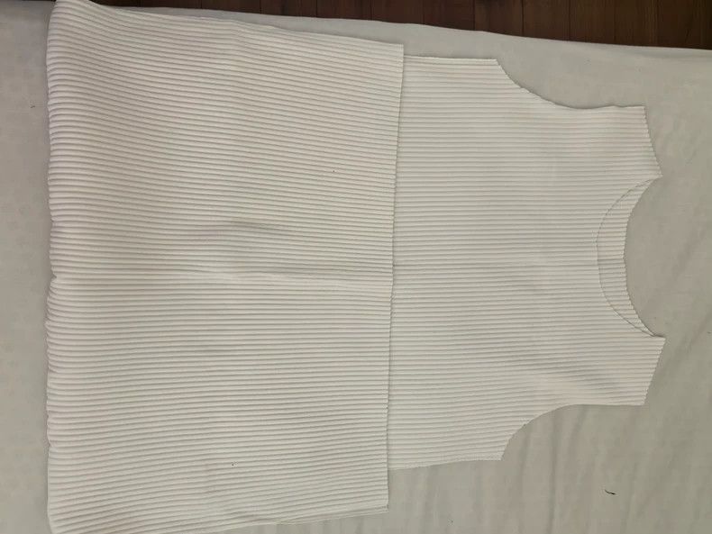 Issey Miyake Issey Miyake size:one size White pleated sleeveless dress Size XS / US 0-2 / IT 36-38 - 5 Thumbnail
