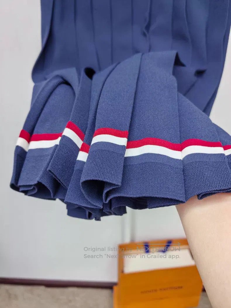Thom Browne Thom Browne Navy Blue Knit Pleated Skirt Size 26" / US 2 / IT 38 - 4 Thumbnail