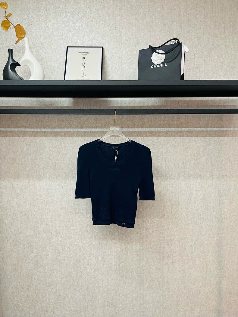 Chanel Chanel Dark blue logo elastic short sleeves 2504-Nextarrow Size XXS / US 00 / IT 34 - 1 Thumbnail