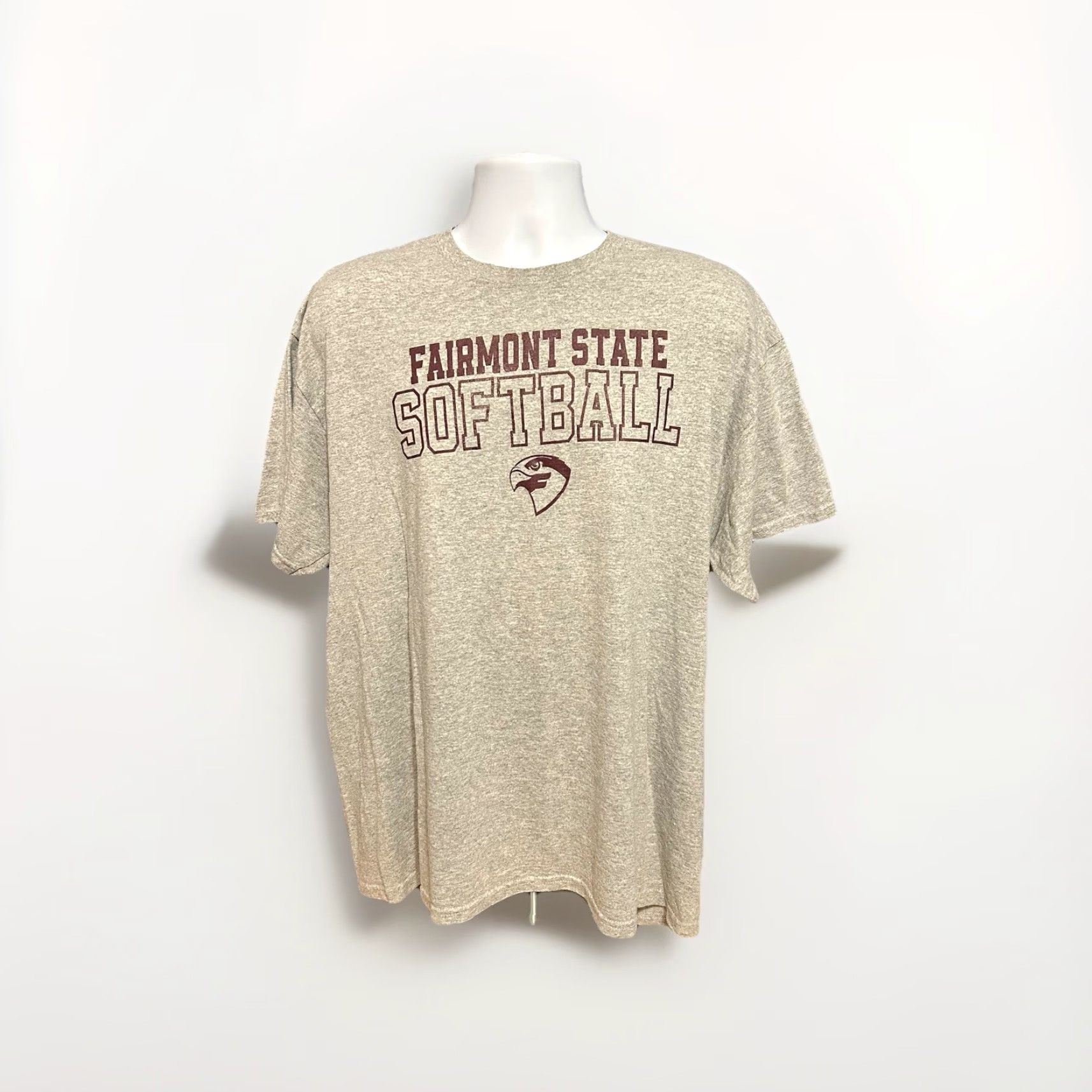Gildan VINTAGE Fairmont State Falcons Softball Shirt Men XL Gray Short Sleeve Gildan Dryblend Size US XL / EU 56 / 4 - 4 Thumbnail
