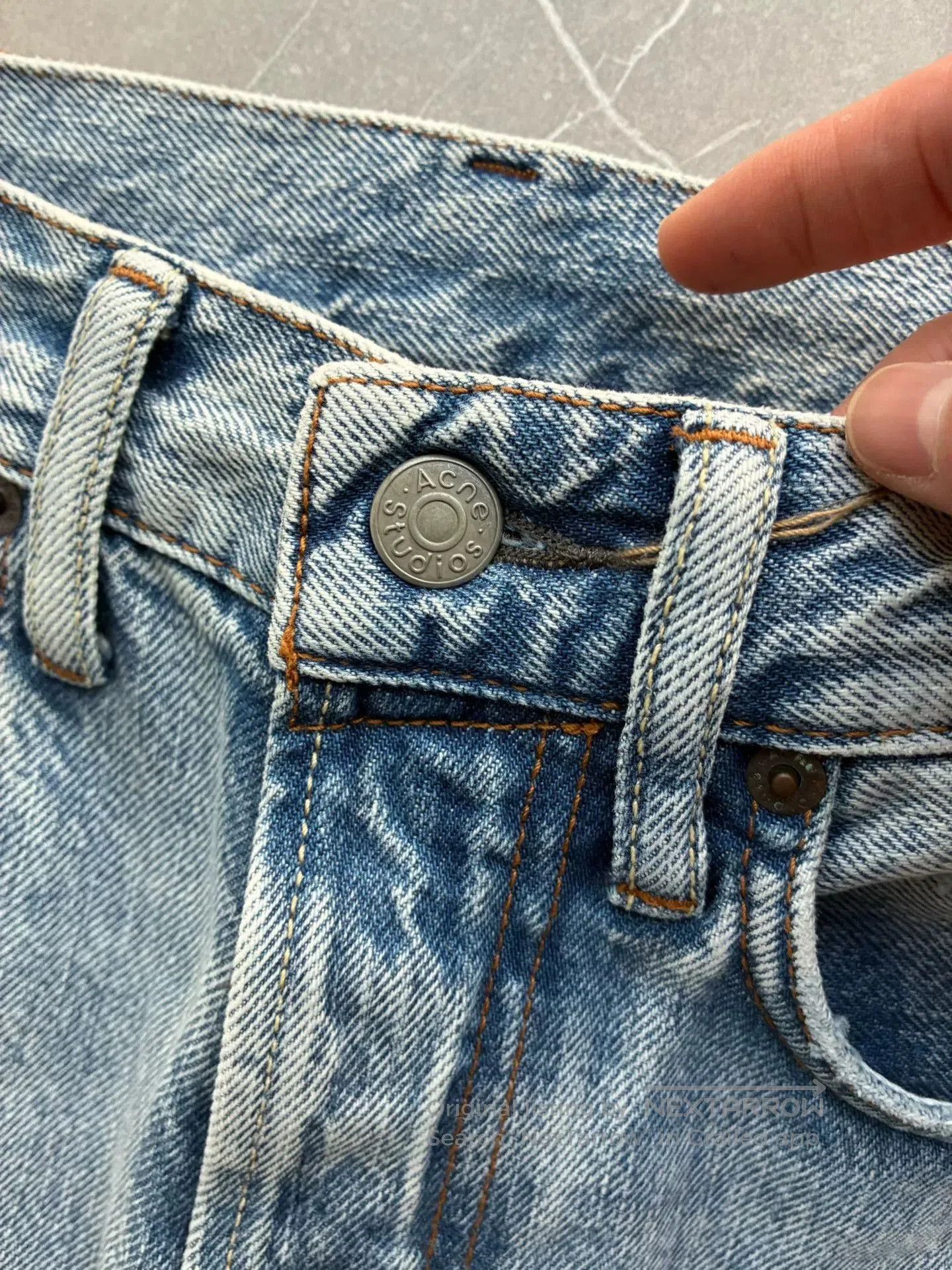 Acne Studios Acne Studios Light Blue Washed Jeans. Size 26" / US 2 / IT 38 - 3 Thumbnail