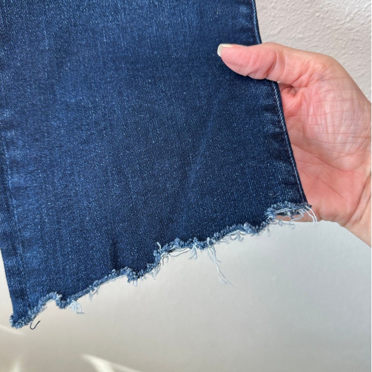 AG Adriano Goldschmied AG Prima Jeans Medium Dark Wash Womens US 28 Cigarette Size 28" / US 6 / IT 42 - 5 Thumbnail