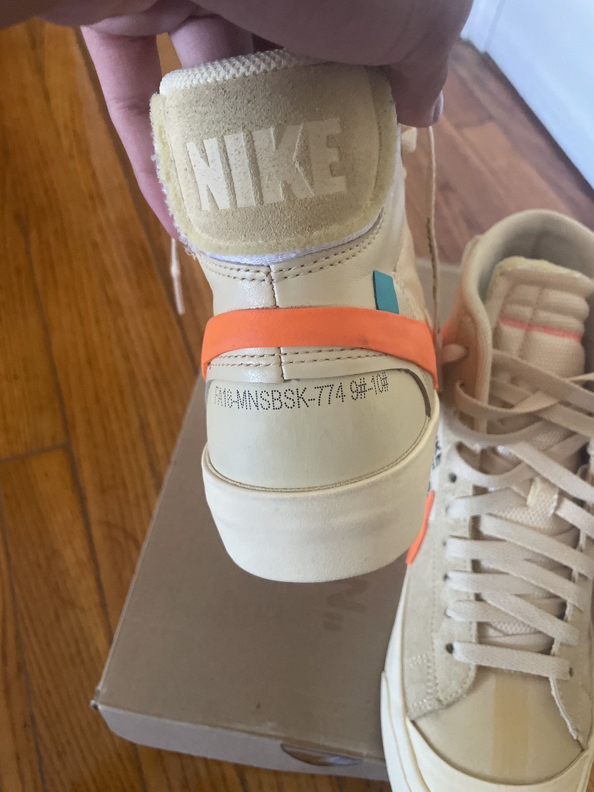 Off-White Off-white blazers, beige Size US 10 / EU 43 - 11 Thumbnail