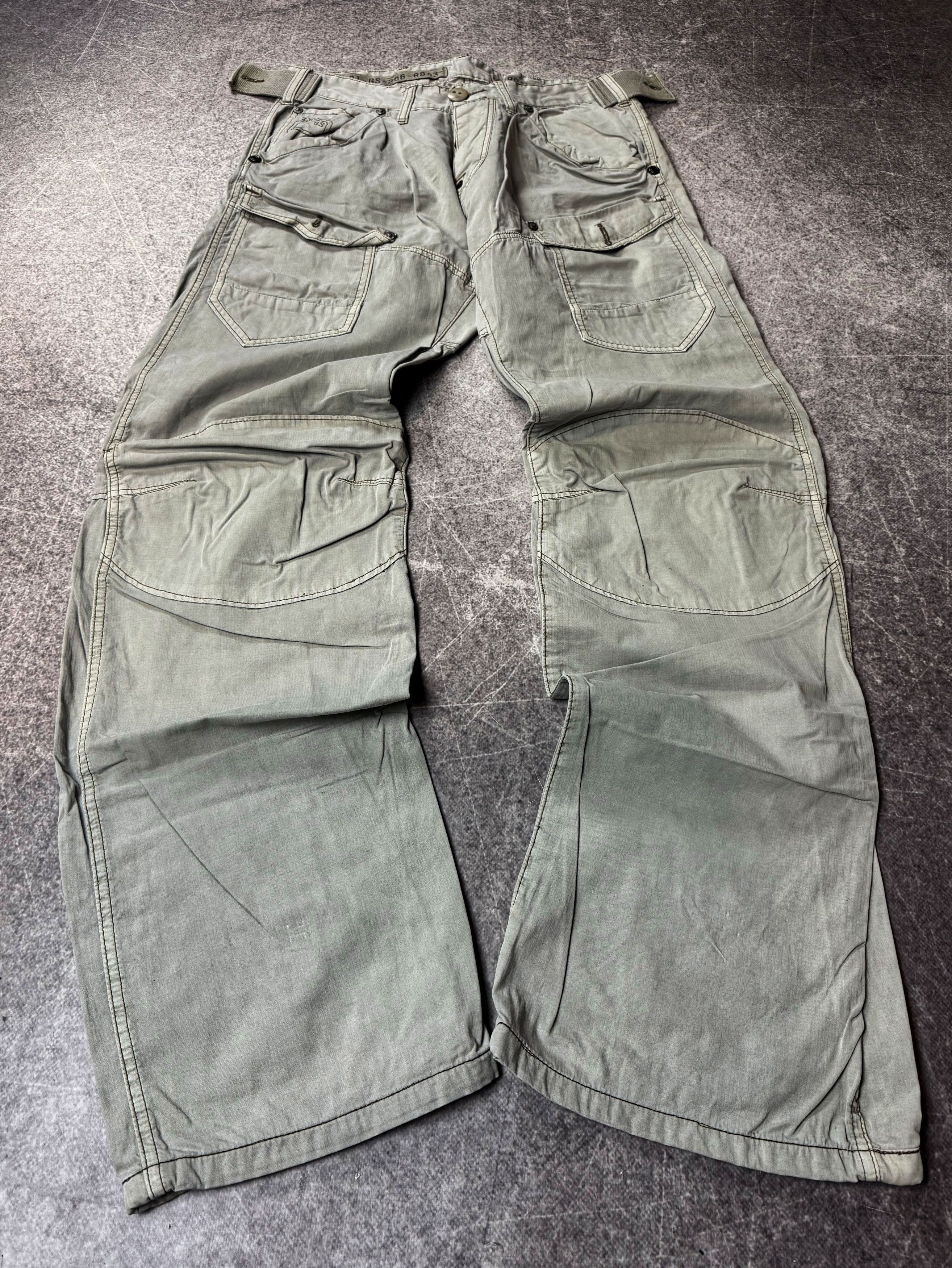 G-Star HYSTERIC GLAMOUR JAPANESE TYPE G-STAR CARGO WASHED JEANS Size US 32 / EU 48 - 1 Thumbnail