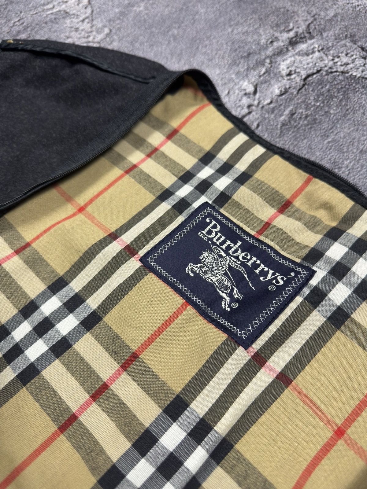 Burberry VINTAGE BURBERRYS LINING Size US M / EU 48-50 / 2 - 3 Thumbnail