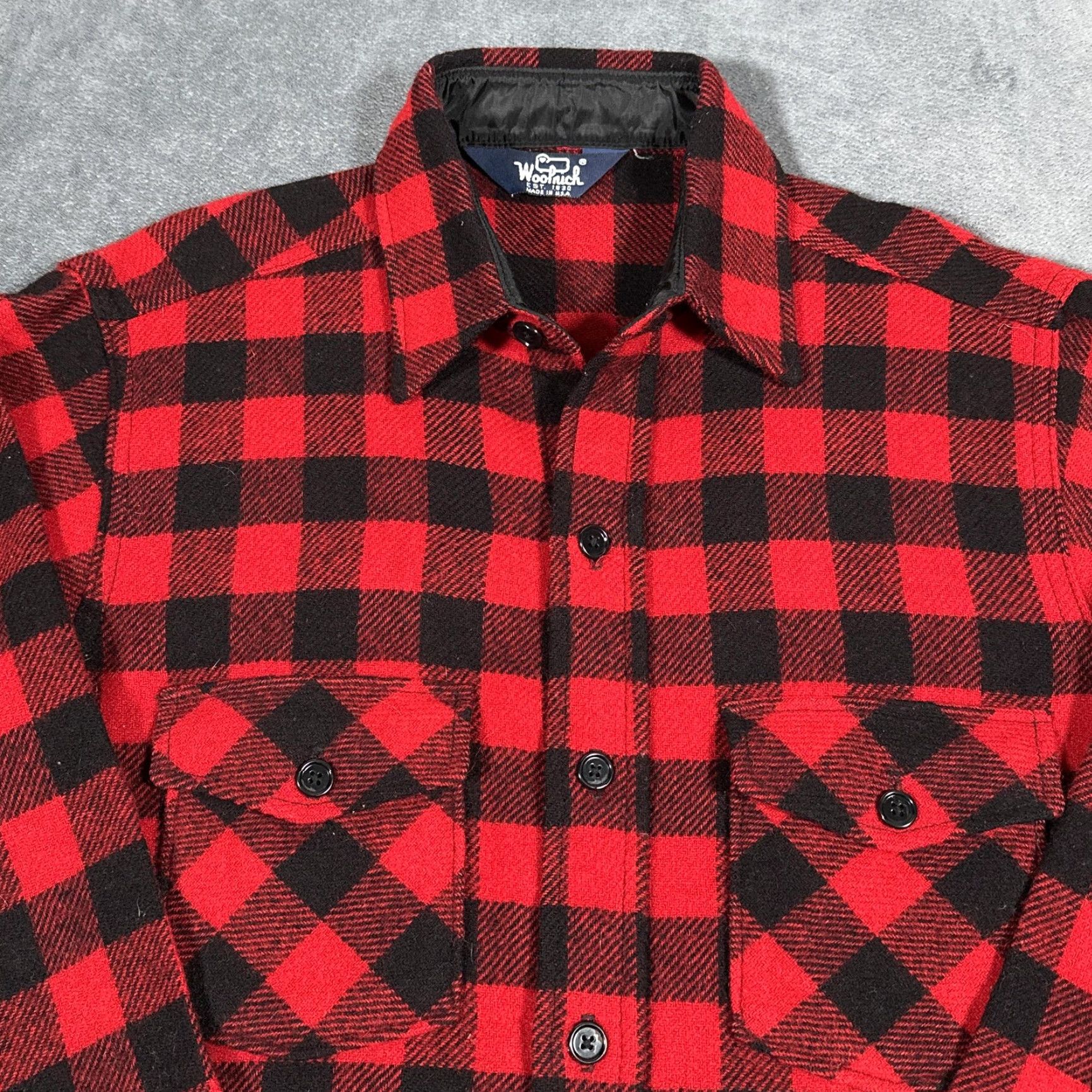 Vintage VINTAGE Woolrich Shirt Jacket Mens M Red Black Buffalo Plaid Wool USA 80s Button-Up Casual Workwear Mens Size US M / EU 48-50 / 2 - 2 Thumbnail