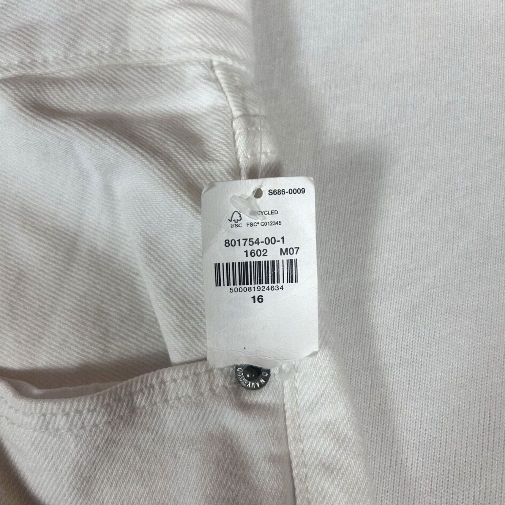 Old Navy Old Navy White High Rise Slouchy Straight Jeans Womens 16 Cropped NWT Jeans Size 38" / US 16 / IT 52 - 4 Thumbnail