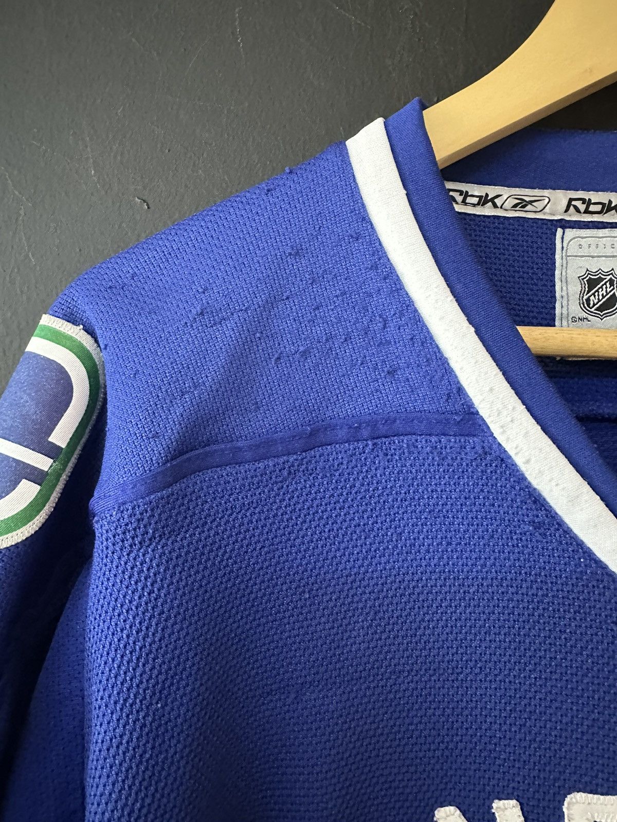 Kanye West × NHL NHL Vancouver Canucks Vintage Ice Hockey Jersey Size US M / EU 48-50 / 2 - 12 Thumbnail