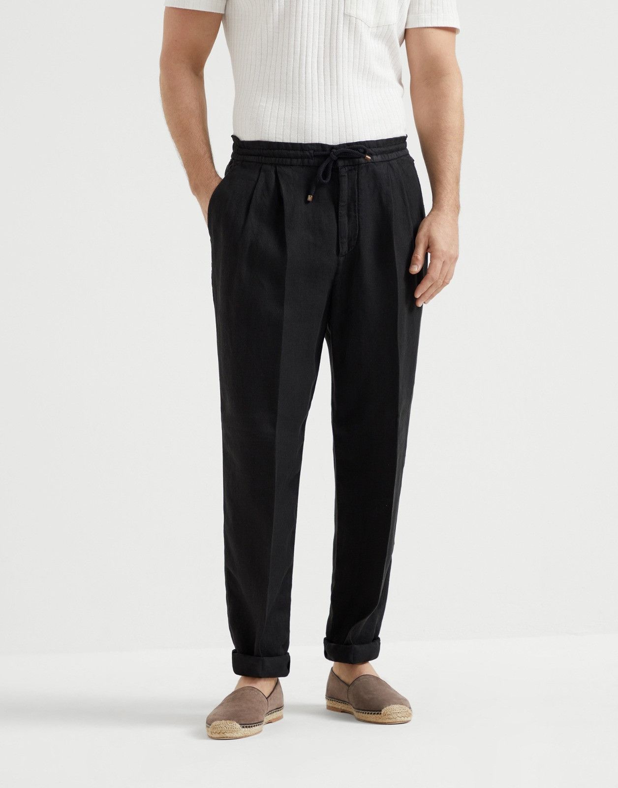 Brunello Cucinelli o1la1rc1a0326 Dyed Pants in Black Size US 36 / EU 52 - 1 Thumbnail