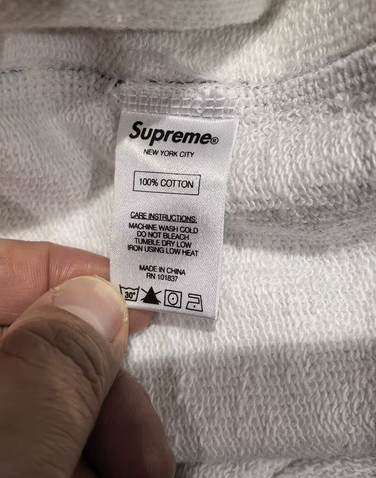 Comme des Garcons SHIRT × Supreme Supreme comme cdg shirt Harold hunter box logo hoodie hood Size US M / EU 48-50 / 2 - 5 Thumbnail