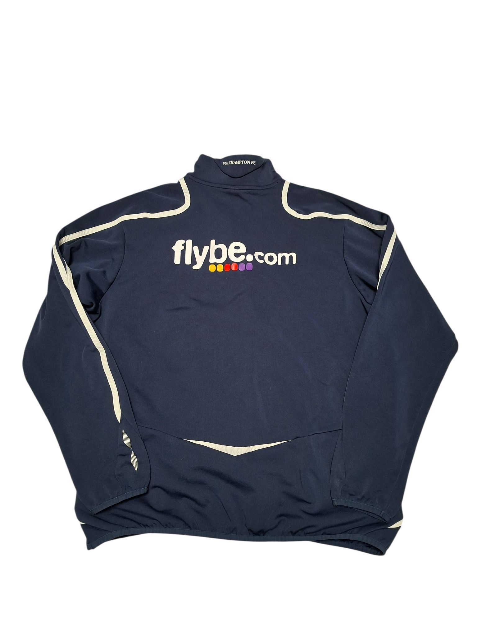 Umbro SOUTHAMPTON UMBRO VINTAGE SOCCER TRAINING SWEATSHIRT Size US XXL / EU 58 / 5 - 3 Thumbnail