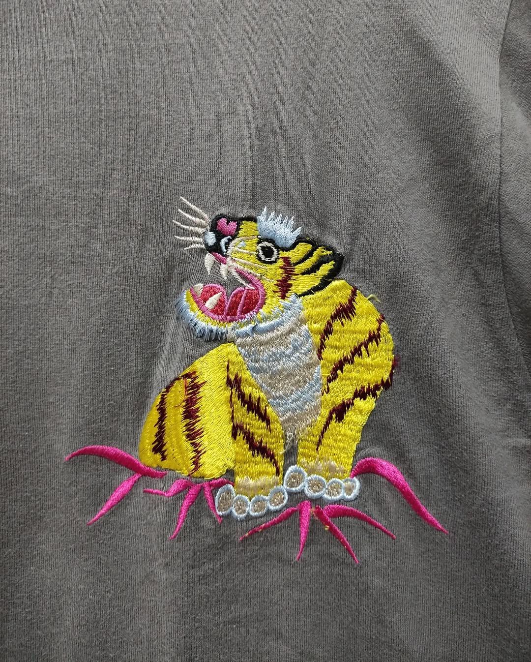 Toyo Enterprises Tailor Toyo Tiger embroidered Tee Gray Japanese Streetwear Size US L / EU 52-54 / 3 - 6 Thumbnail