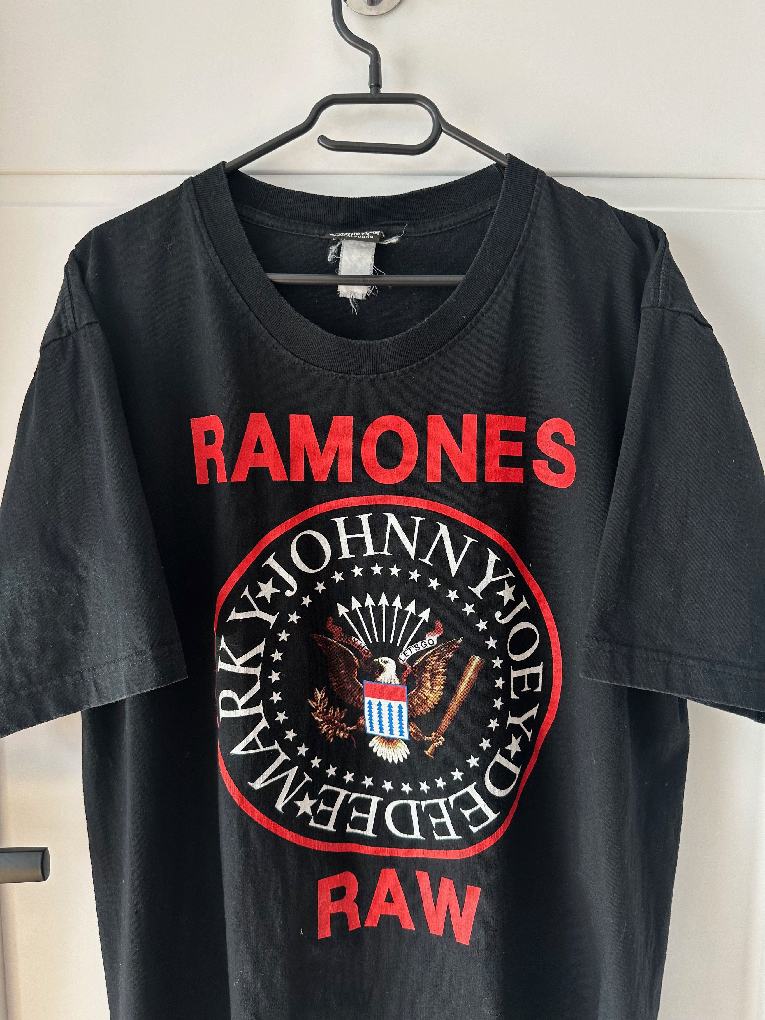 Band Tees 00's RAMONES Raw REO Rock T Shirt band tee Heavy cotton Size US XL / EU 56 / 4 - 3 Thumbnail