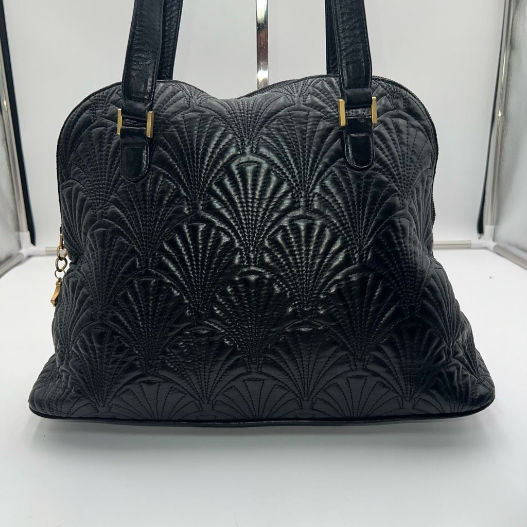 Bally Bally Vintage Quilted Lambskin Fan Motif Shoulder Bag Size ONE SIZE - 1 Thumbnail