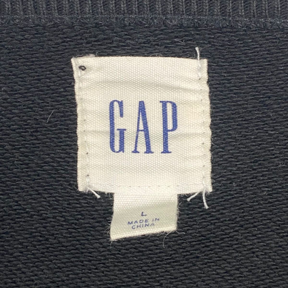 Other Vintage GAP Big Logo Printed Black Pullover Jumper Size L Size US L / EU 52-54 / 3 - 5 Thumbnail