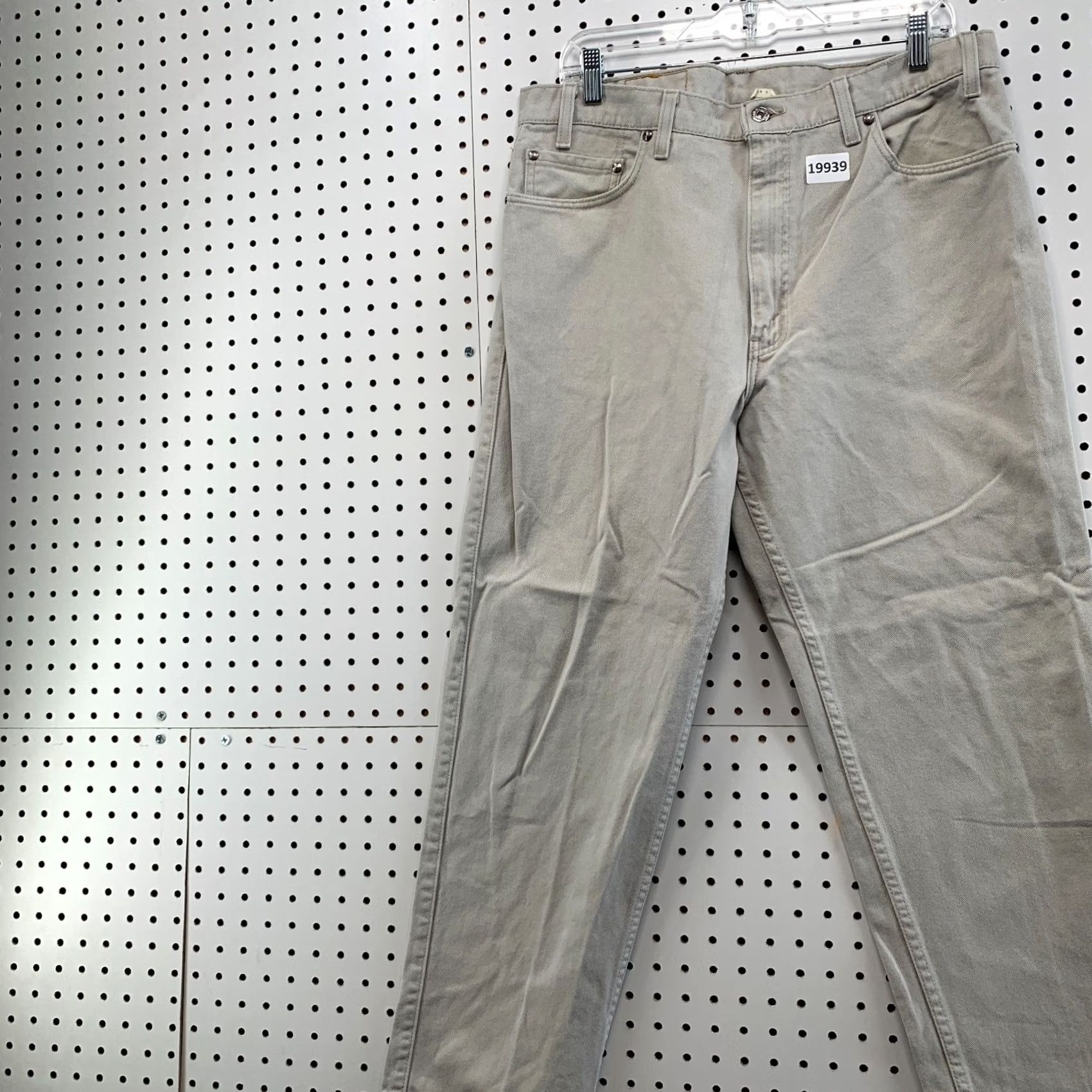 Levi's VINTAGE Levis 540 Jeans Mens 36x29 Fits 34x27 Beige Denim Relaxed Made USA 90s Size US 36 / EU 52 - 3 Thumbnail