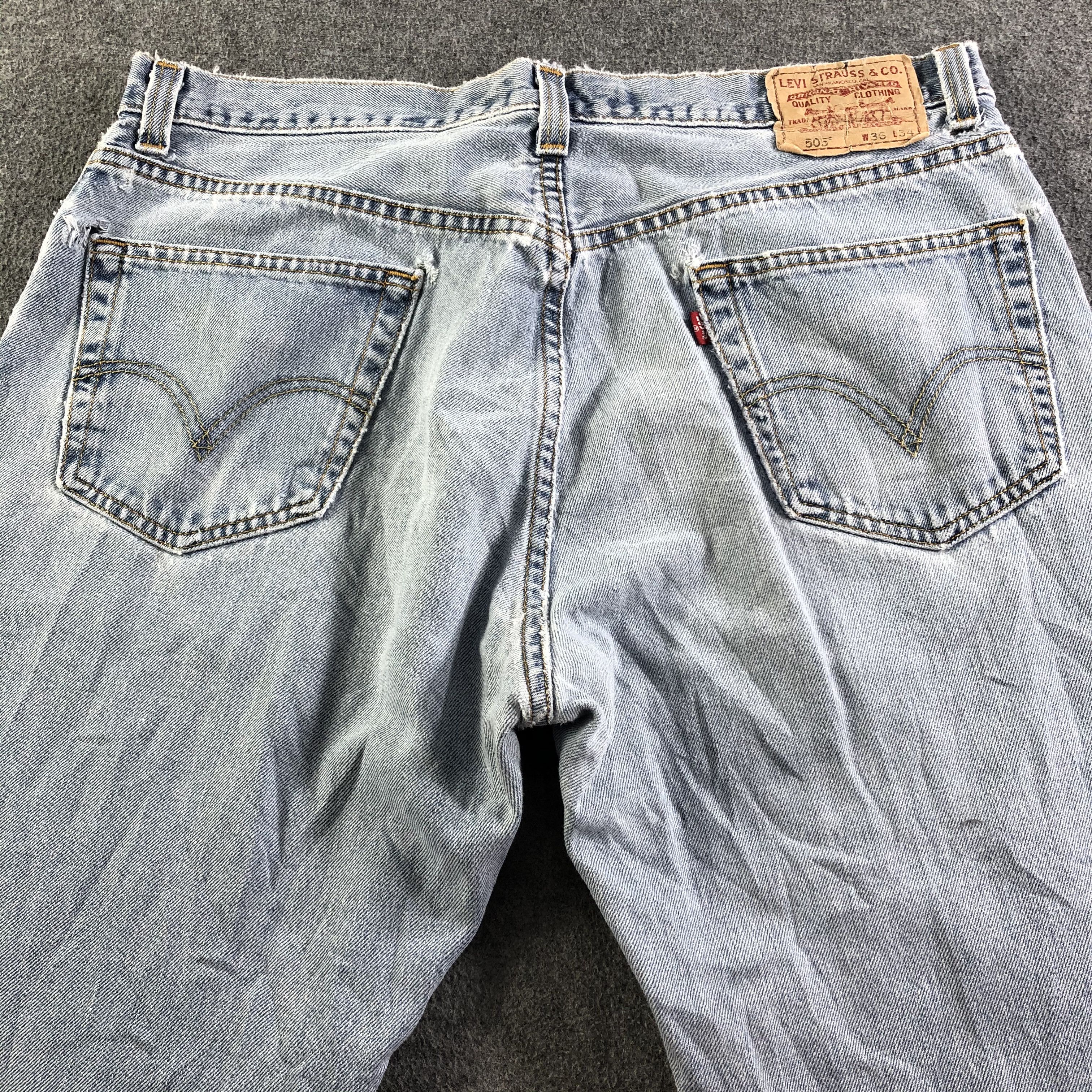 Levi's Vintage Light Wash Levis 505 Jeans-J3721 Size US 37 - 4 Thumbnail