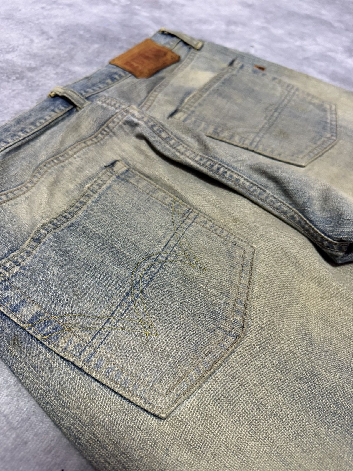 Edwin × Japanese Brand × Vintage Edwin 505 Mud Wash Selvedge Red Line Loose Straight Jeans Size US 31 - 20 Thumbnail