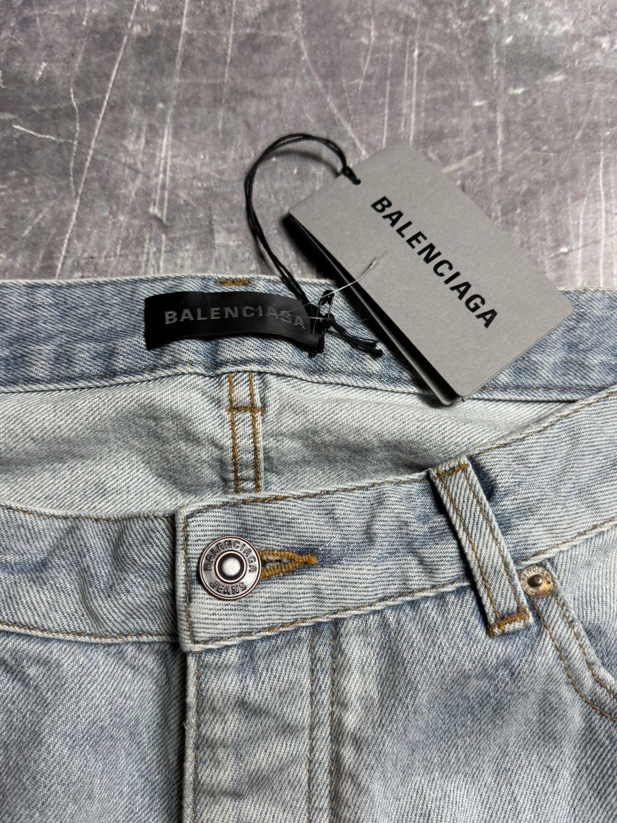 Balenciaga Men's Distressed Relaxed Fit Jeans in Light Blue Size US 32 / EU 48 - 4 Thumbnail