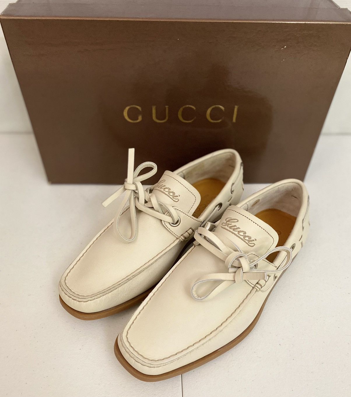 Gucci Gucci 🇮🇹 Runner Up Logo Embroidered Vintage Deck Shoes 39 NEW Size US 9 / IT 39 - 19 Thumbnail