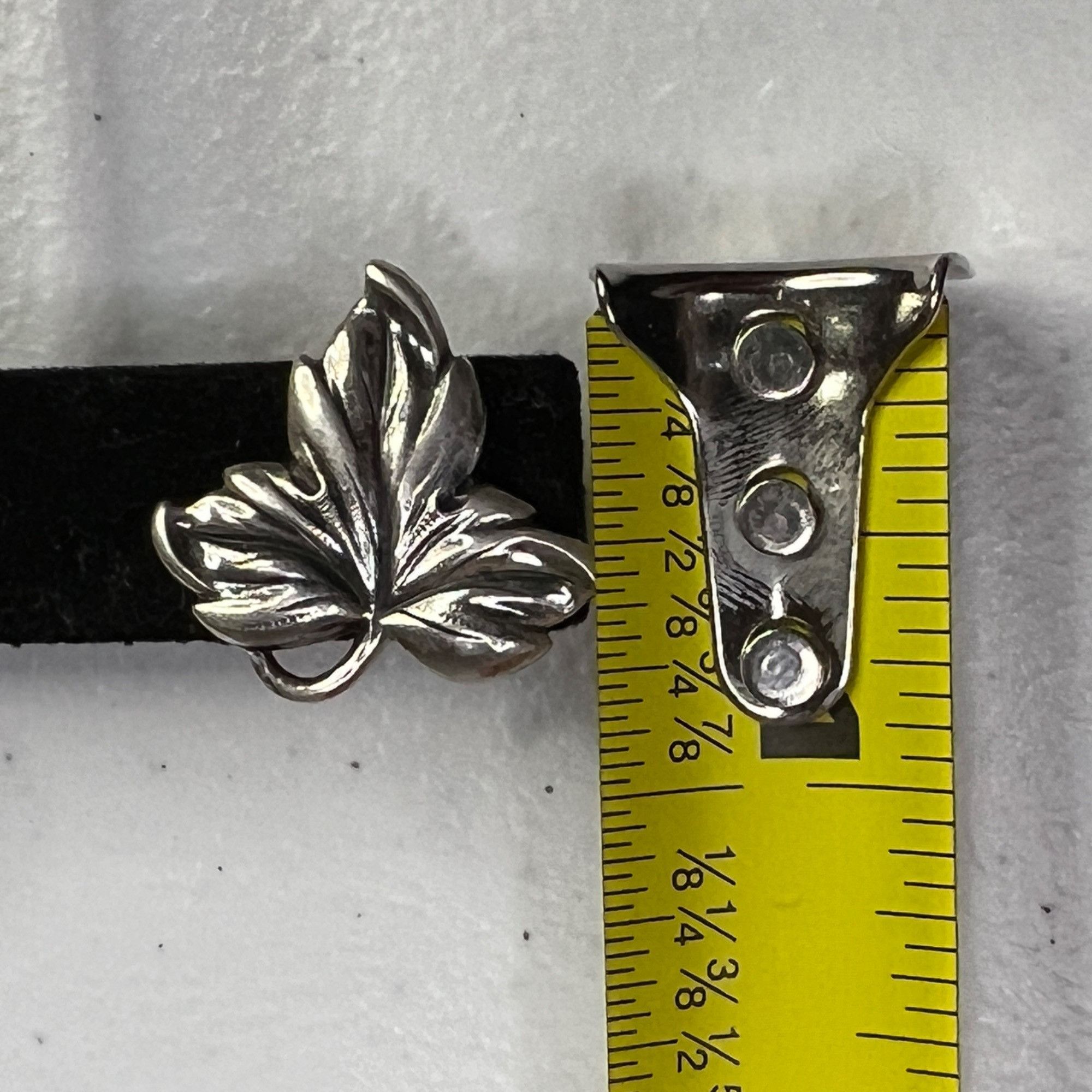 Vintage Danecraft Sterling Silver Vintage Leaf Screw Back Earrings Size ONE SIZE - 3 Thumbnail