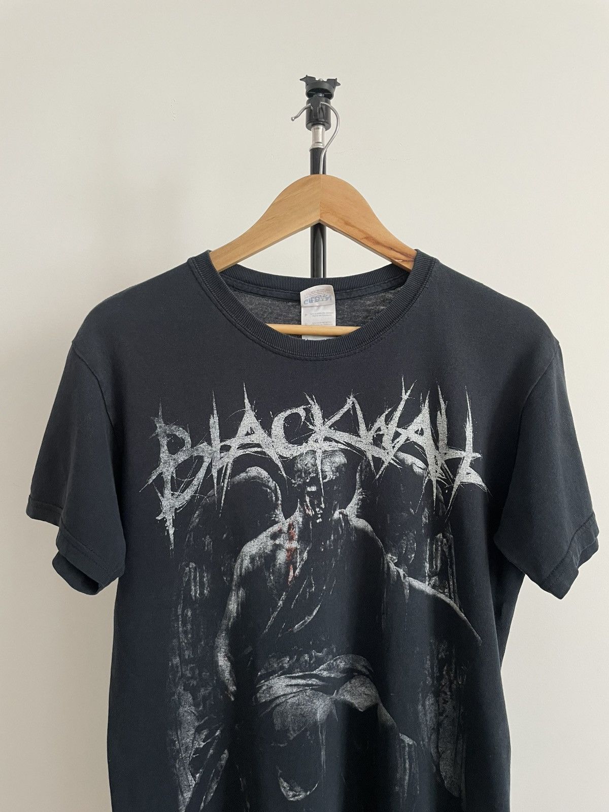 Band Tees Vintage 00's Black Wall Hard Metal Band T- Shirt Size US S / EU 44-46 / 1 - 2 Thumbnail