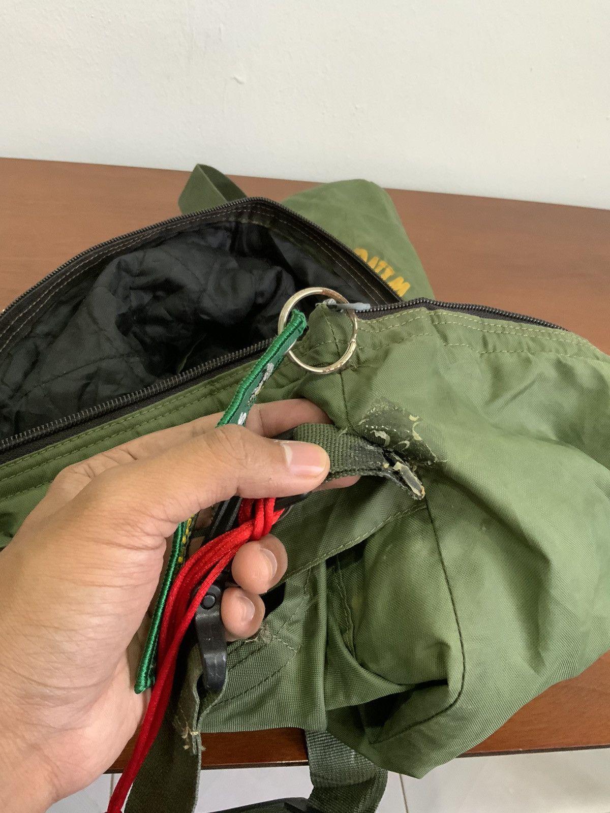 Vintage Vintage America 911 Air Wing Carrier 2 Way Sling Bag Size ONE SIZE - 13 Thumbnail