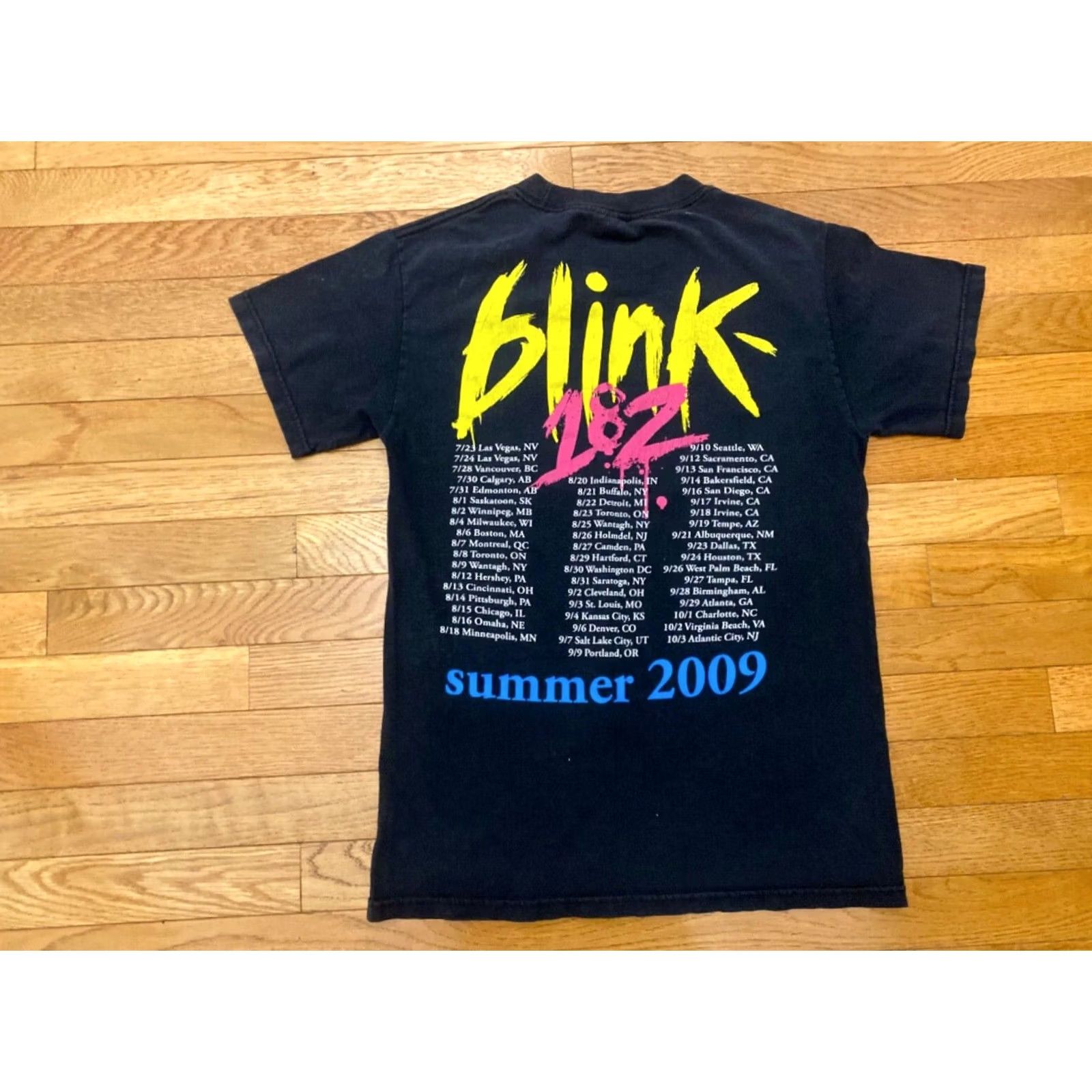 AAA VINTAGE Blink 182 Rock Band T-Shirt 2009 Summer USA Tour Tee Black Size S Size US S / EU 44-46 / 1 - 2 Thumbnail