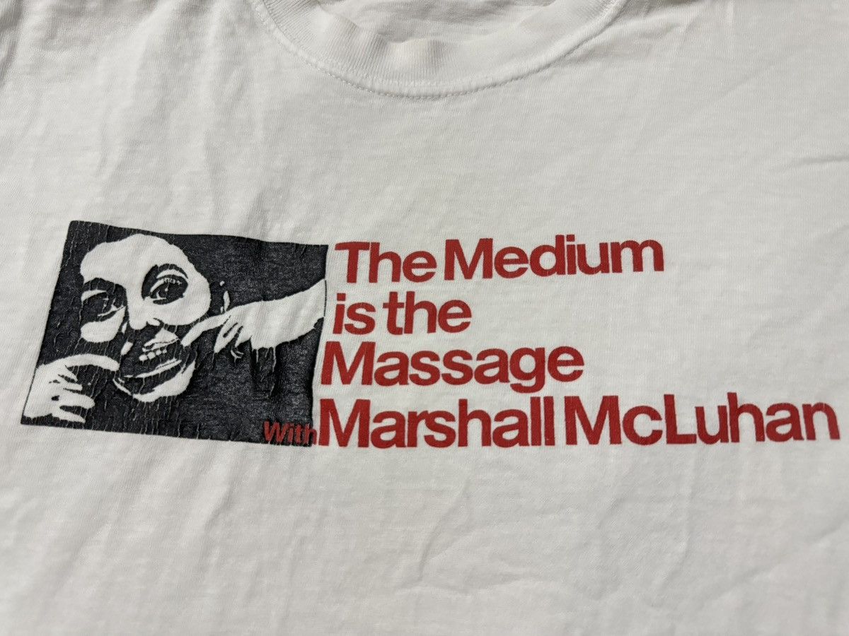 Vintage Very Rare Vintage 2000s Marshall McLuhan T Shirt Size US M / EU 48-50 / 2 - 3 Thumbnail