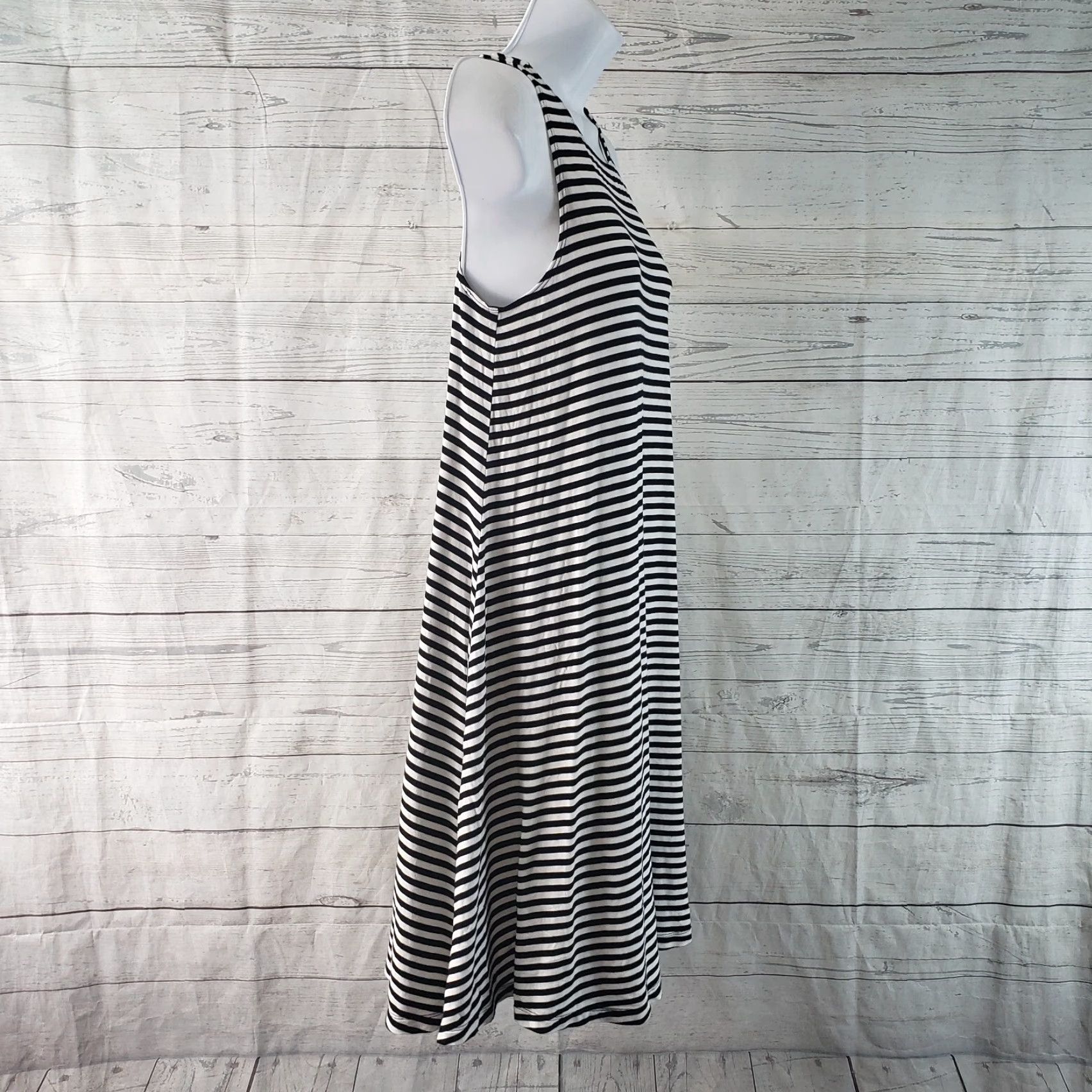 Old Navy Old Navy Womens Tank Dress Sz Small Black White Stripe Rayon Blend Size S / US 4 / IT 40 - 3 Thumbnail