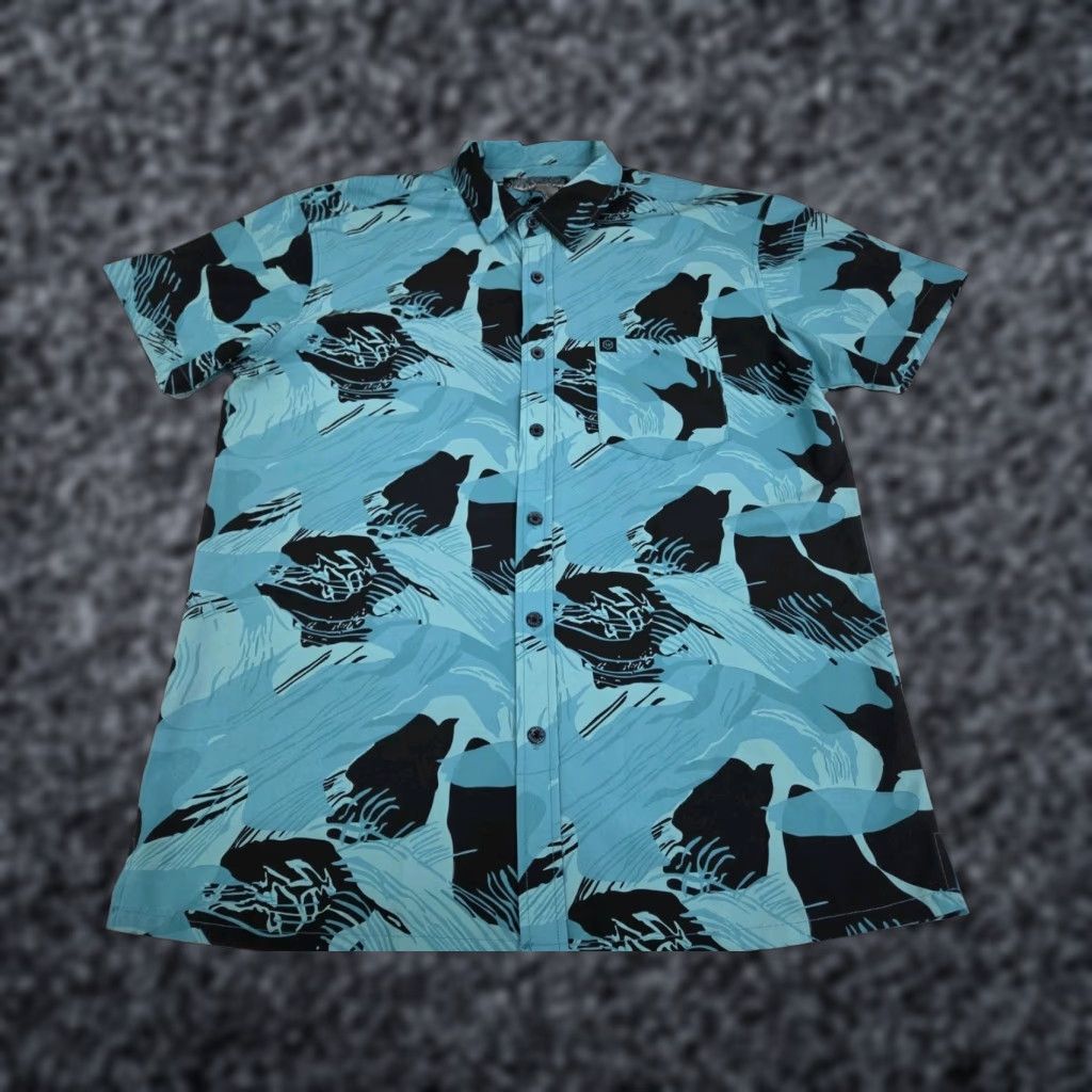 Vintage Warrior Mens Short Sleeve Button Up Shirt Illunis Brush Stroke Blue/Black L Button-Down Collar 44in Chest Regular Fit Size US L / EU 52-54 / 3 - 1 Thumbnail