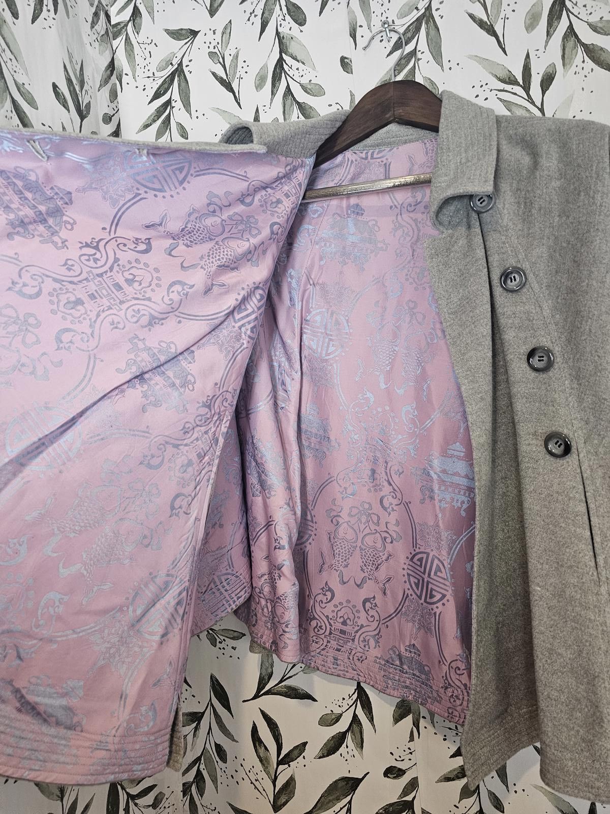 Unknown London Cape Jacket Gray Womens One Size Satin Lining [COPY] Size ONE SIZE - 4 Thumbnail