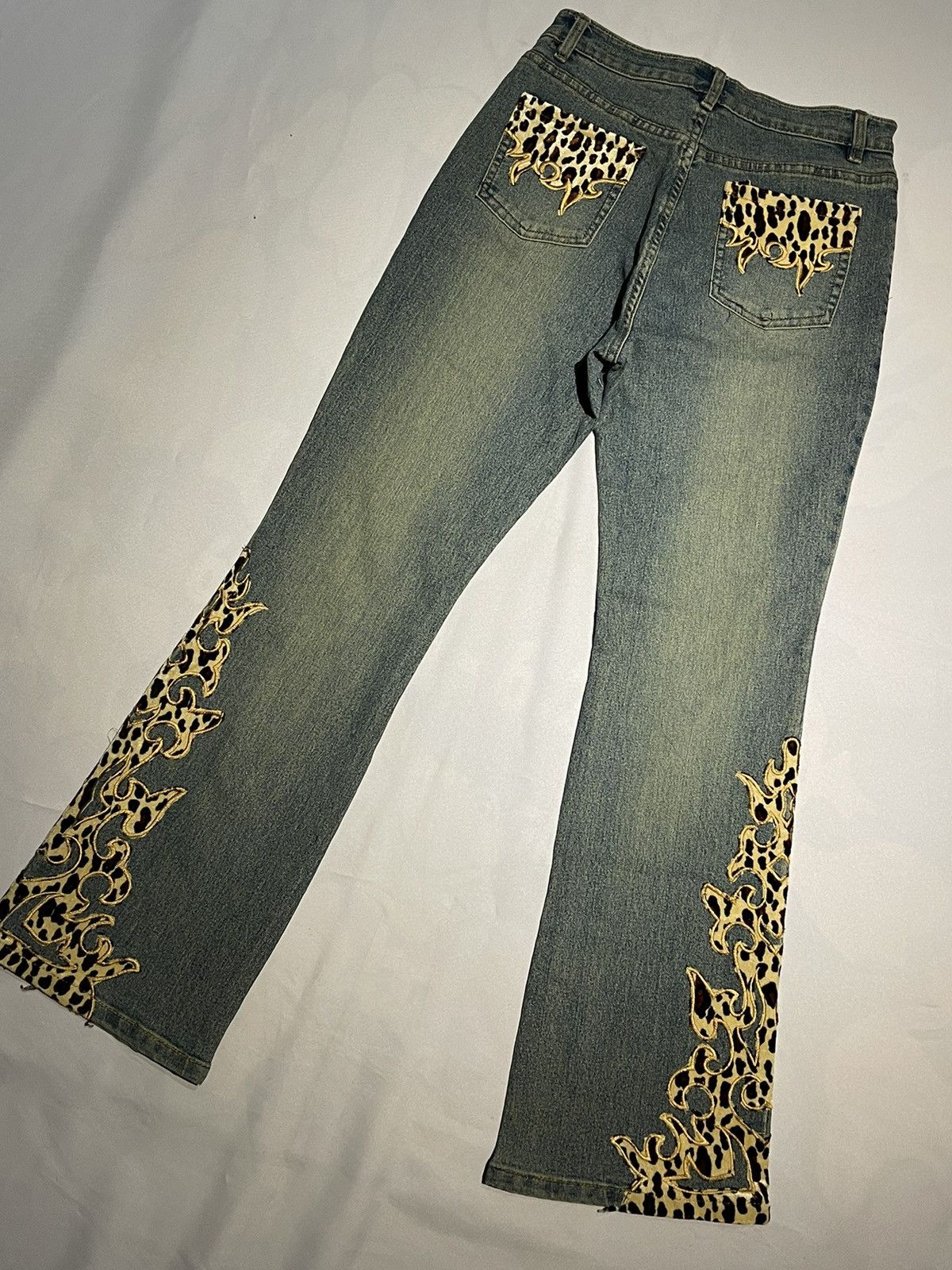 Japanese Brand × Vintage Vintage Denim Leopard Flame Embroidered Distressed Jeans Size 28" / US 6 / IT 42 - 3 Thumbnail