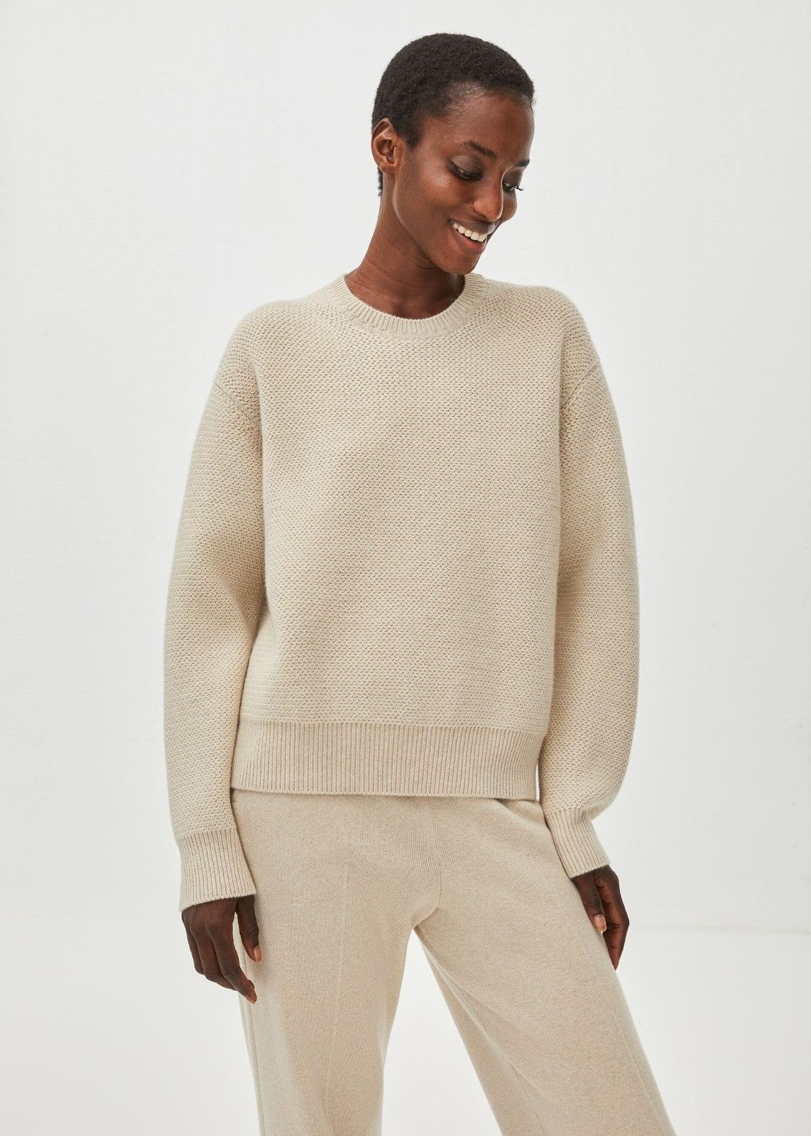 Loro Piana o1srvl11e0125 Borgonuovo Crewneck Sweater in Beige Size L / US 10 / IT 46 - 6 Thumbnail