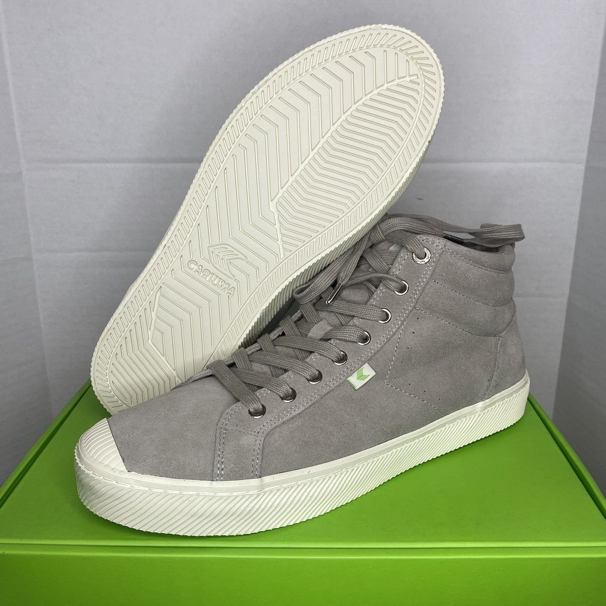 image of Sneakers Cariuma Oca High Charcoal Grey Suede Top 11M/12.5W Sneaker in Red, Men's