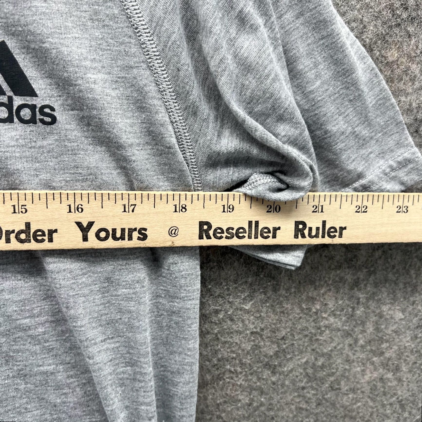 Adidas Adidas Shirt Men Small Gray Athletic Ultimate Tee Crewneck Trefoil Polyester Size US S / EU 44-46 / 1 - 5 Thumbnail