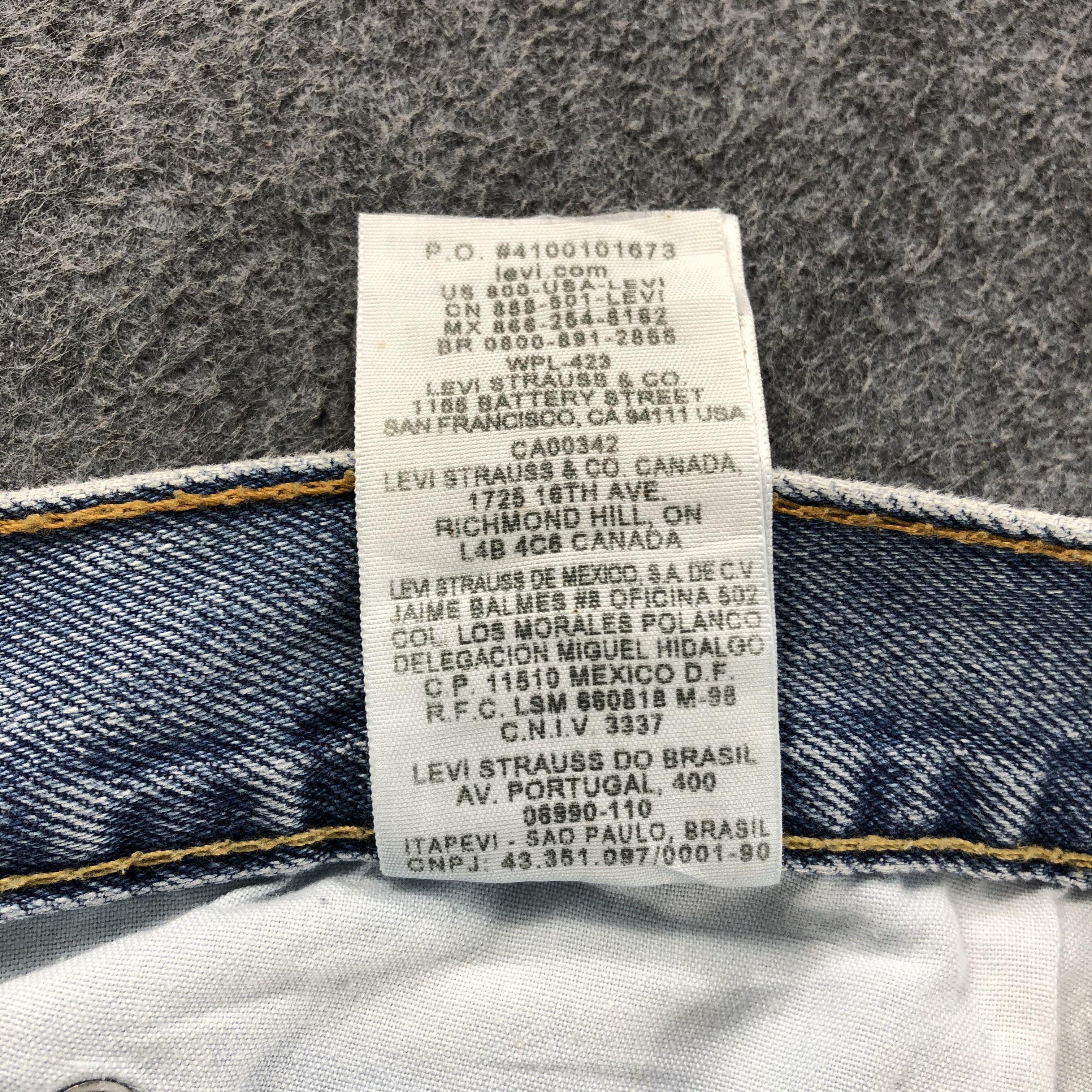 Levi's Vintage Light Wash Levis 550 Jeans- J1358 Size US 39 - 11 Thumbnail