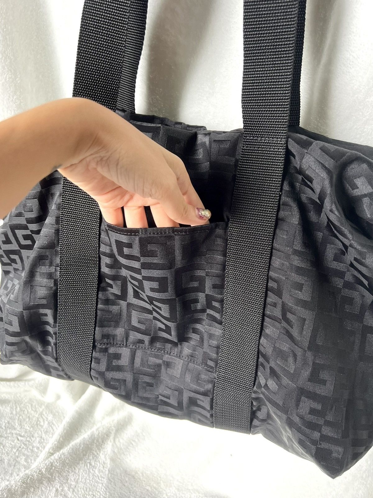 Givenchy Givenchy Monogram Nylon Tote Bag Size ONE SIZE - 7 Thumbnail