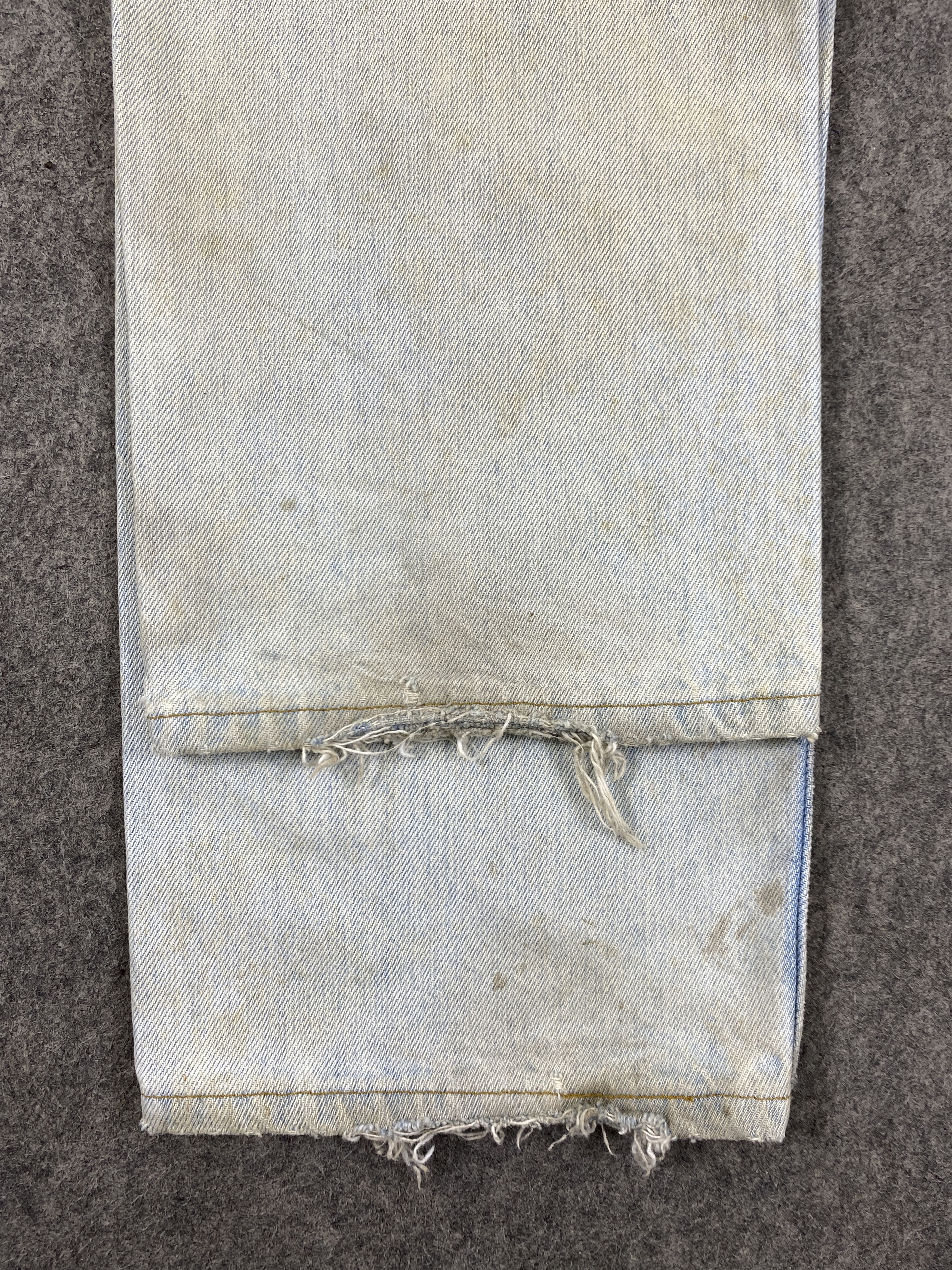 Japanese Brand Dirty Light Blue Vintage Levis 501 USA Jeans 30x29 - JN3184 Size US 30 / EU 46 - 15 Thumbnail