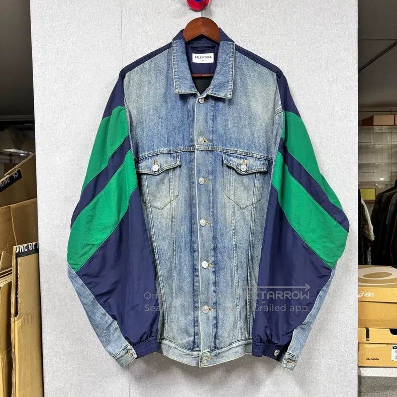 Other Balenciaga Front and back pieced embroidered denim jacket Size US L / EU 52-54 / 3 - 1 Thumbnail