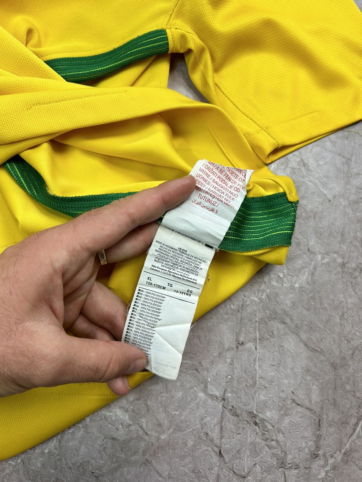 Nike × Vintage Nike Brazil Jersey Soccer Football Size S Size US S / EU 44-46 / 1 - 7 Thumbnail