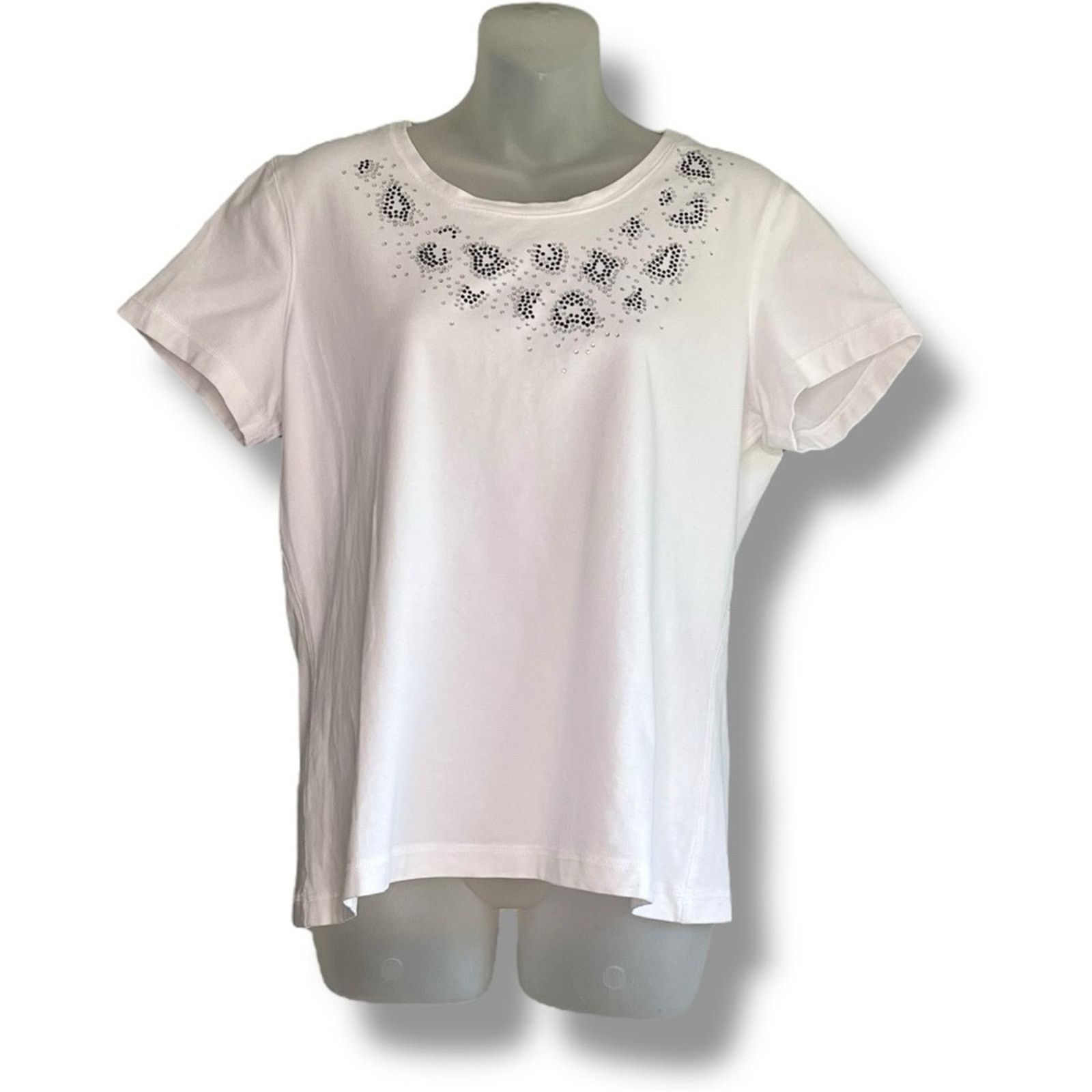 Chicos Additions by Chico’s rhinestone embellished T-shirt Size XL / US 12-14 / IT 48-50 - 1 Thumbnail