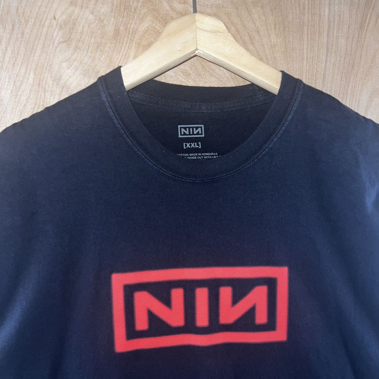 Band Tees NINE INCH NAILS PEEL IT BACK TOUR COTTON BAND TEE SHIRT Size US XXL / EU 58 / 5 - 2 Thumbnail