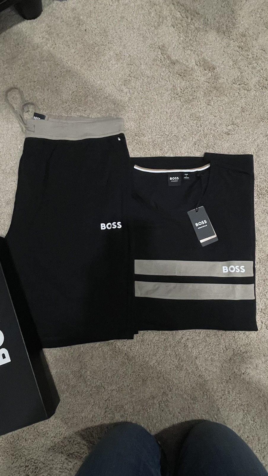 Hugo Boss HUGO BOSS PAJAMAS WITH PRINTED LOGOS Size US XXL / EU 58 / 5 - 2 Thumbnail
