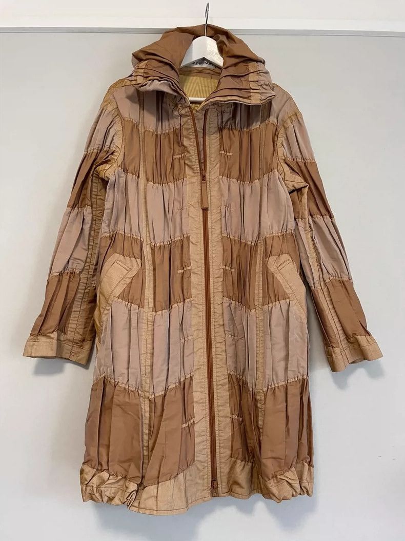 Issey Miyake Issey Miyake size:2 Brown mainline texture pleated coat Size M / US 6-8 / IT 42-44 - 1 Thumbnail