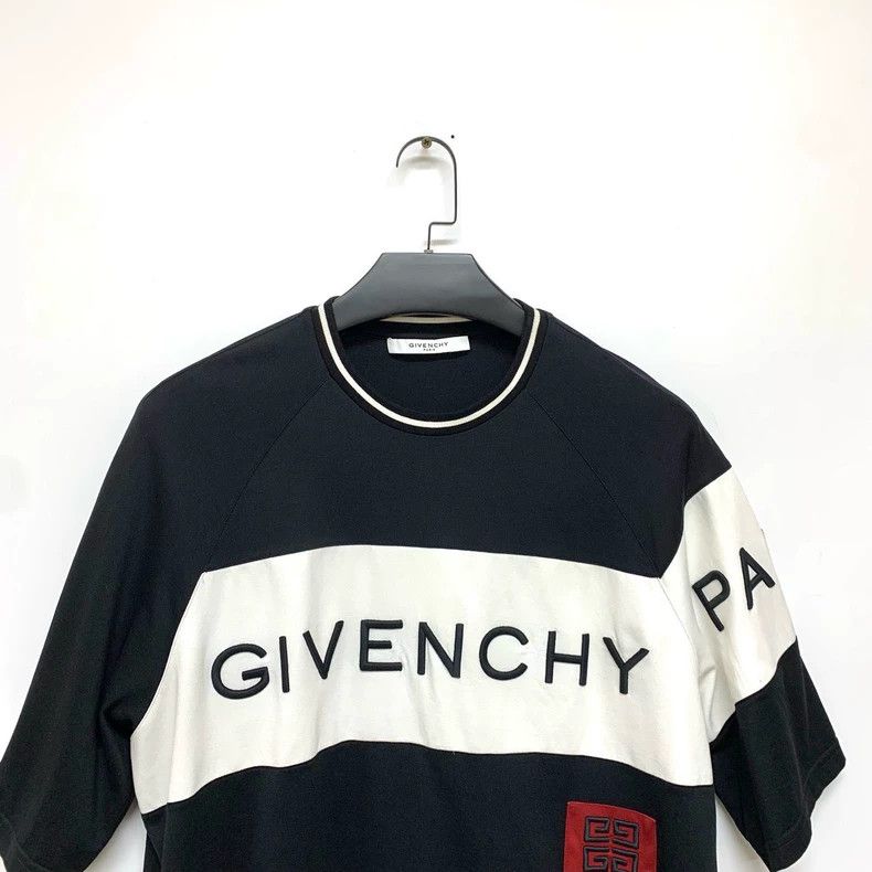 Other Givenchy SizeXXXL Classic Black and White Logo Short Sleeve Size US M / EU 48-50 / 2 - 3 Thumbnail