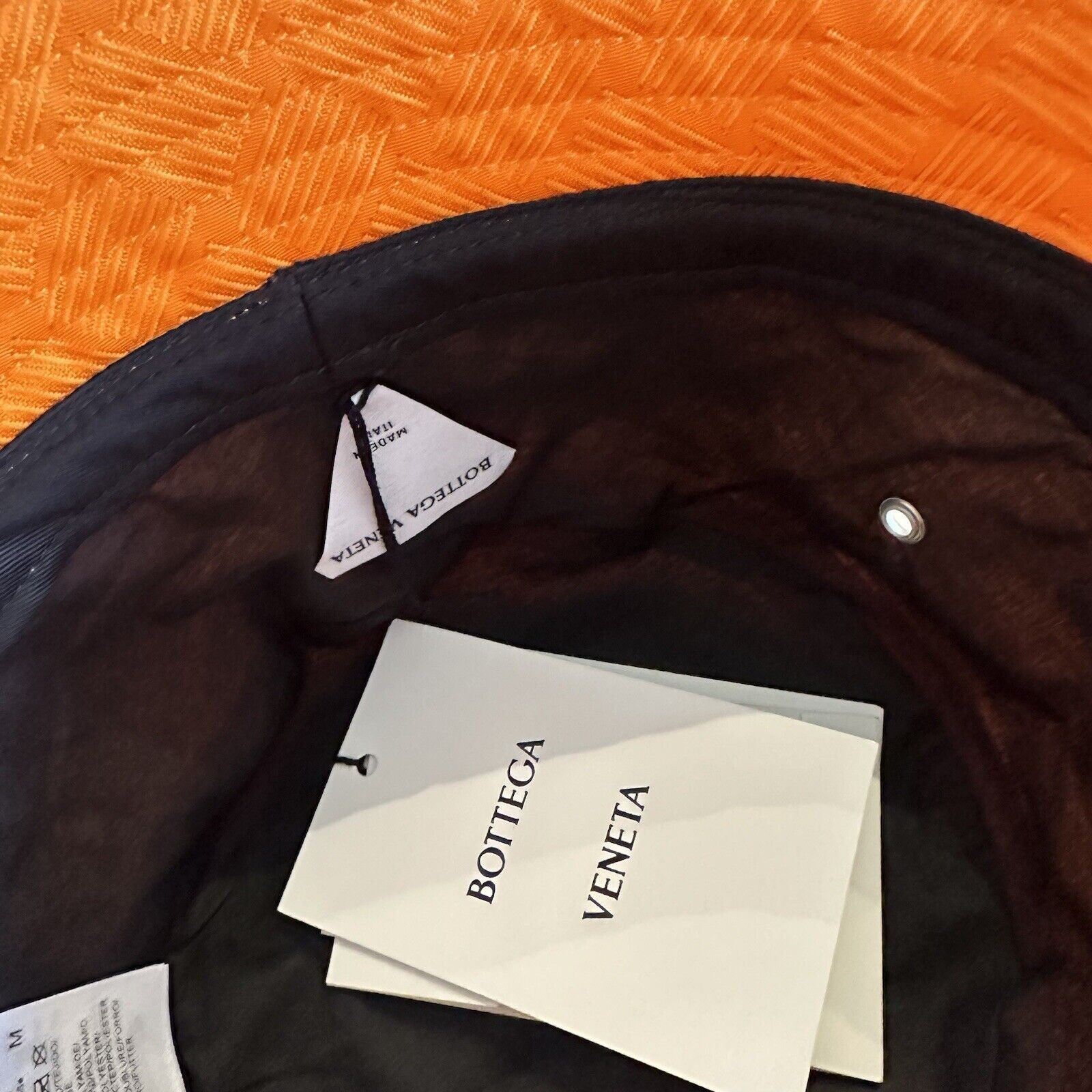 Bottega Veneta NWT BOTTEGA VENETA Bucket Hat 692795 Orange Size S Size ONE SIZE - 6 Thumbnail